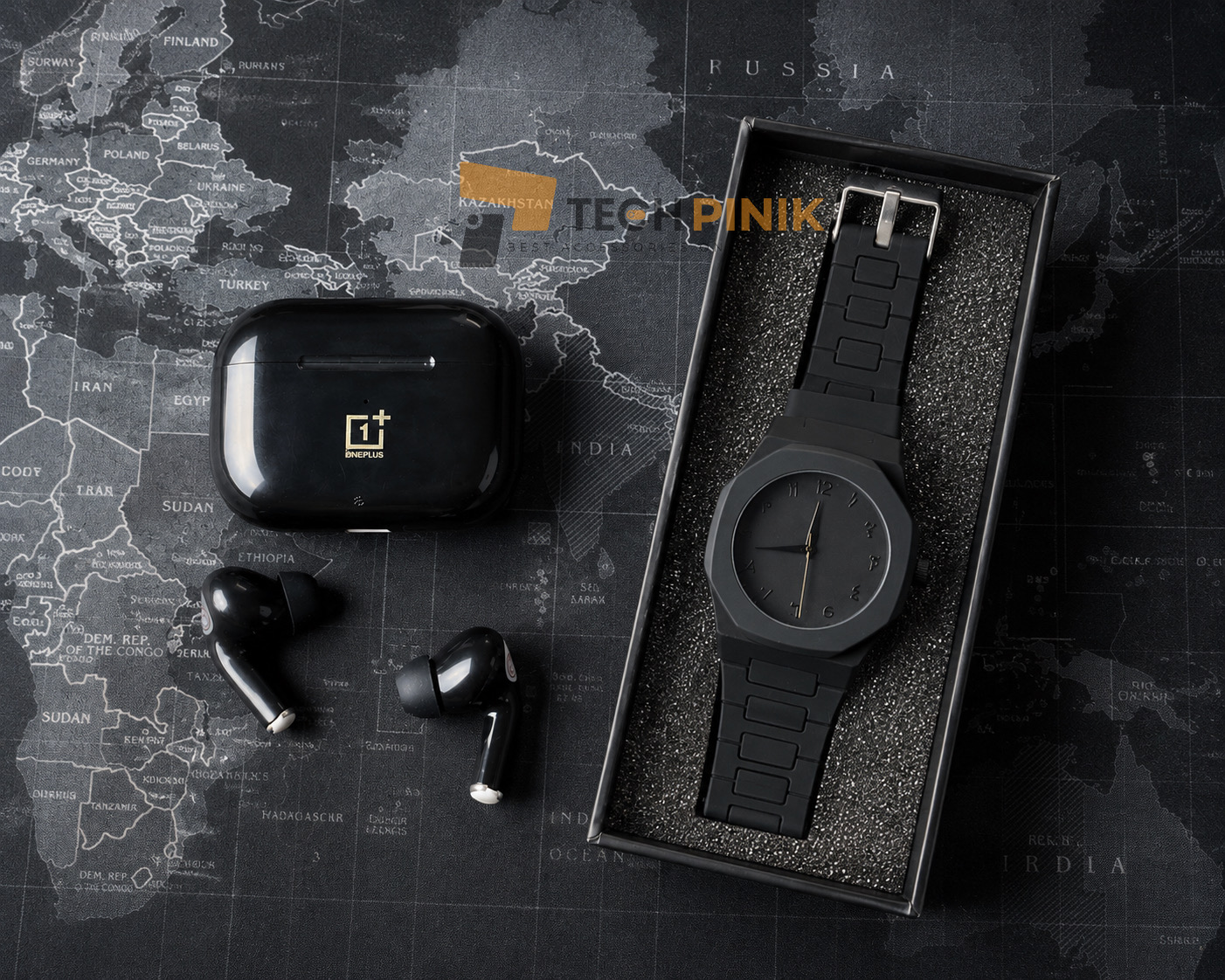 One Plus Airpods+Arabic Watch (Combo)